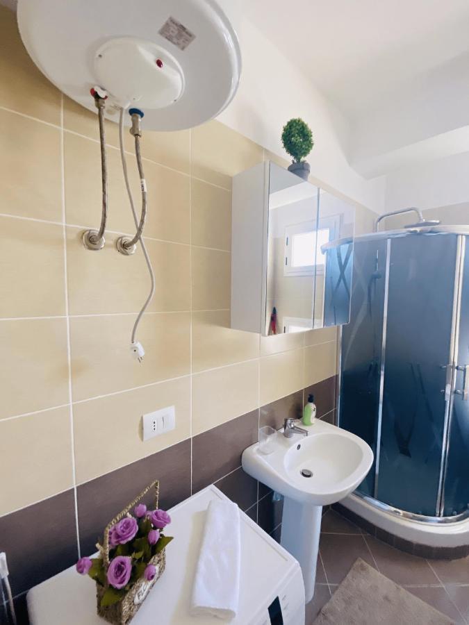 Madernas Bernad Apartment Orikum Extérieur photo